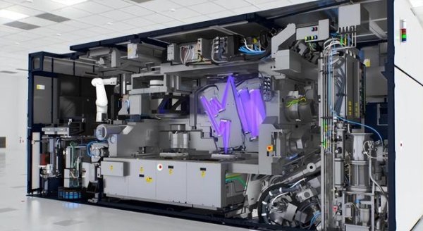 大牛证券 Q1净利猛涨92%！ASML回复美国关税政策影响