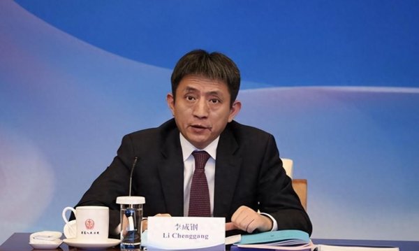 鼎豪配资 眼看我国不再理会，美国自觉没趣，针对245%对华关税，已快速改口