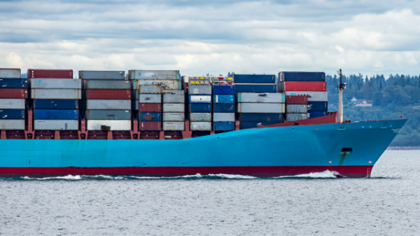 融胜配资 美国政府取消小额包裹免税政策损人不利己｜专家热评