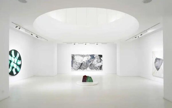 鳄鱼配资 自洽的形而上学——顾黎明《山水赋》系列绘画的内在逻辑